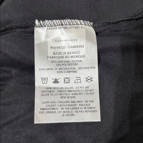 The Nike Tee DriFit, Crewneck, short sleeve Tee Shirt, Swoosh Logo chest - Picture 7 of 10